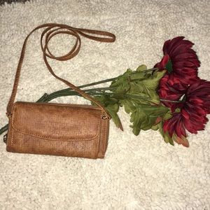 NWOT CUTE WALLET PURSE w/ LONG STRAPS